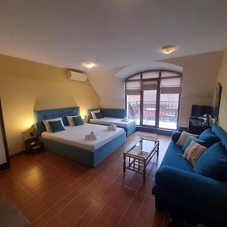 Cosy Apartments And Spectacular Rooms Fotiadis Veliko Tŭrnovo Exterior foto
